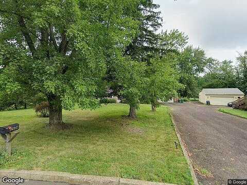 Walnut, COLMAR, PA 18915