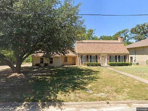 Circle, WINNSBORO, TX 75494
