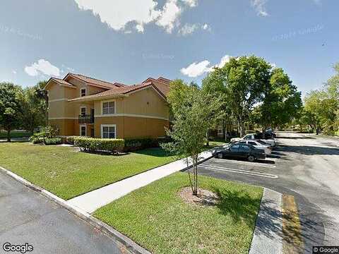 Wiles Rd, Coral Springs, FL 33067