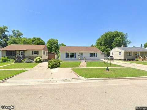 16Th, MOORHEAD, MN 56560