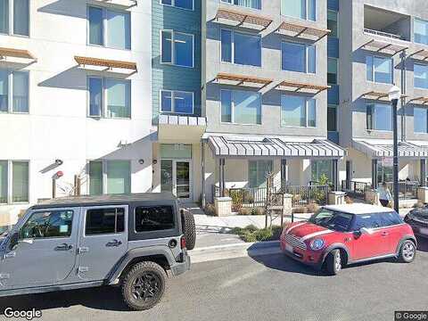Innes Ct, San Francisco, CA 94124