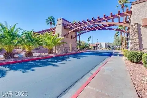 River Glen Dr, Las Vegas, NV 89103