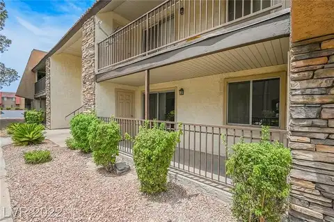 Indian River Dr, Las Vegas, NV 89103