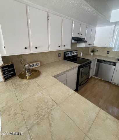N 15Th Way, Phoenix, AZ 85020