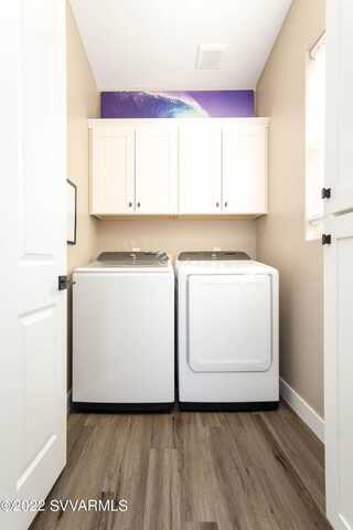 Juniper, COTTONWOOD, AZ 86326