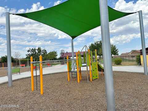 Oak, FLORENCE, AZ 85132
