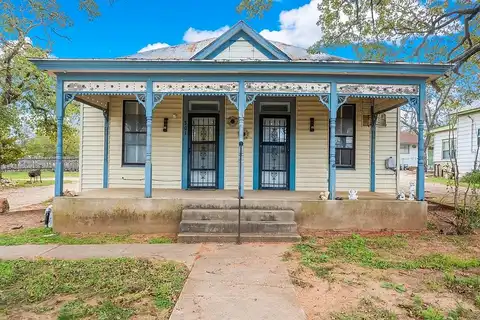 Hale, FREDERICKSBURG, TX 78624