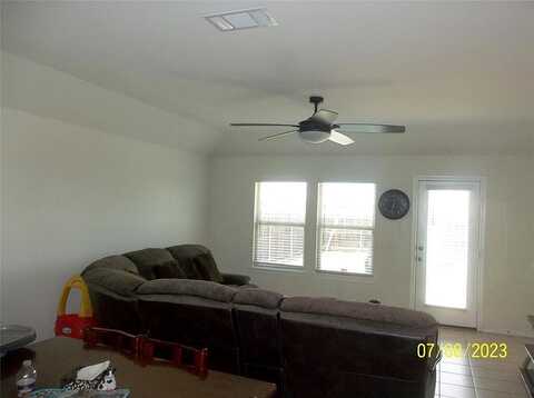 Leona, FORNEY, TX 75126