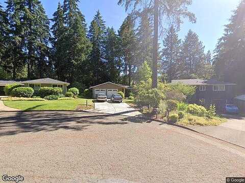 Chinook, LAKE OSWEGO, OR 97035
