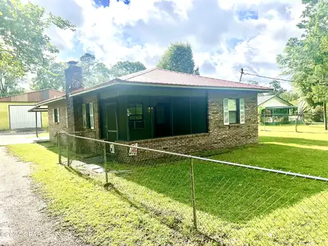 1St, CHIPLEY, FL 32428
