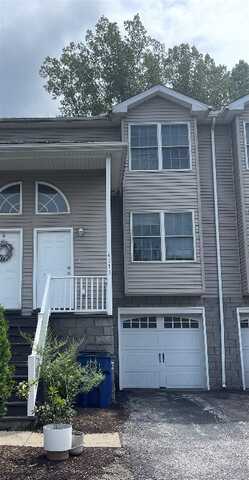 Wood Hills, ERIE, PA 16510
