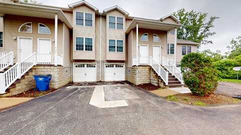 Wood Hills, ERIE, PA 16510