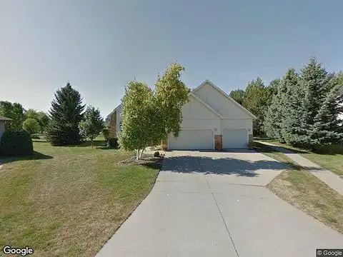 Rivershore, MOORHEAD, MN 56560
