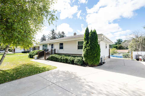 Water, WATERTOWN, WI 53094