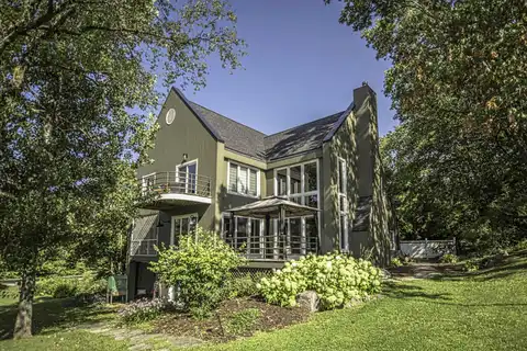 Briarwood, BURLINGTON, WI 53105