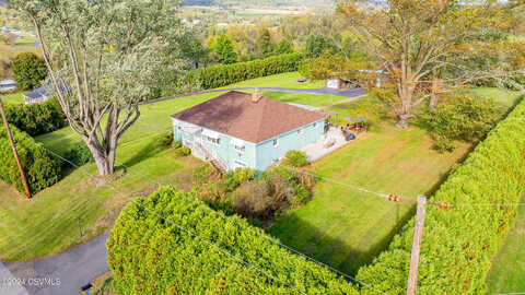 Lee, BLOOMSBURG, PA 17815