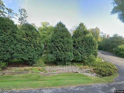 Shorecliff, MEQUON, WI 53092