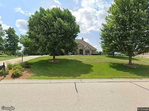Five Iron, SUSSEX, WI 53089