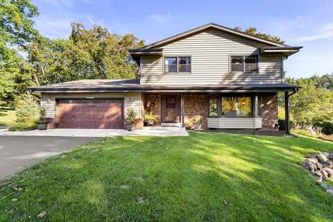 Patricia, PEWAUKEE, WI 53072