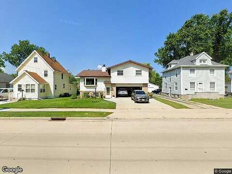 Center, BEAVER DAM, WI 53916