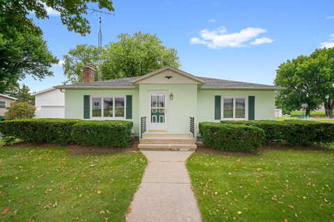 Grove, LOMIRA, WI 53048