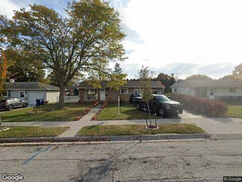 Monroe, PORT WASHINGTON, WI 53074