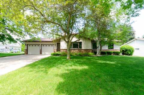 Robert, WATERTOWN, WI 53098