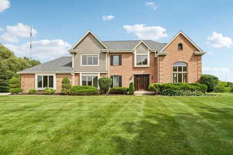 Whilton, MEQUON, WI 53097