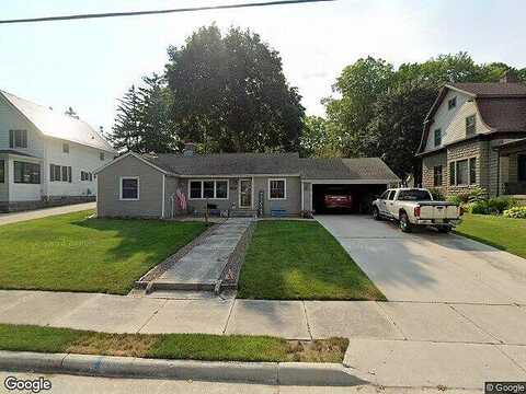 Prospect, NEW HOLSTEIN, WI 53061