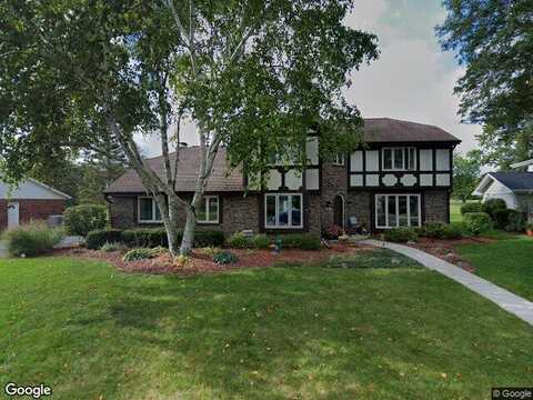 La Belle, MEQUON, WI 53092