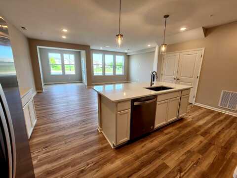 4Th, LAKE ELMO, MN 55042