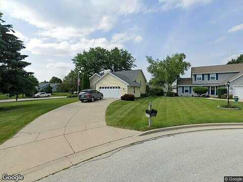 Arrowwood, PEWAUKEE, WI 53072