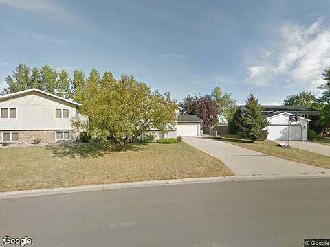 Village Green Drive W, MOORHEAD, MN 56560