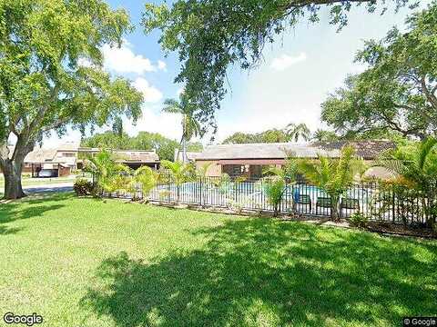 Pelican Creek, SAINT PETERSBURG, FL 33707