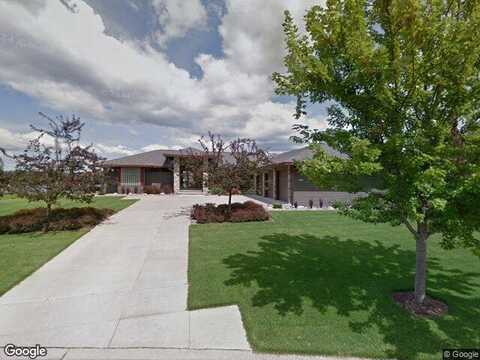 Crown Pointe, SUAMICO, WI 54173