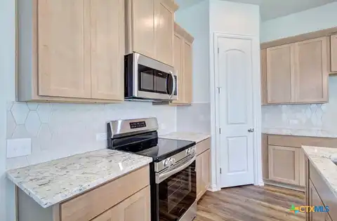 Farmhouse, NEW BRAUNFELS, TX 78130