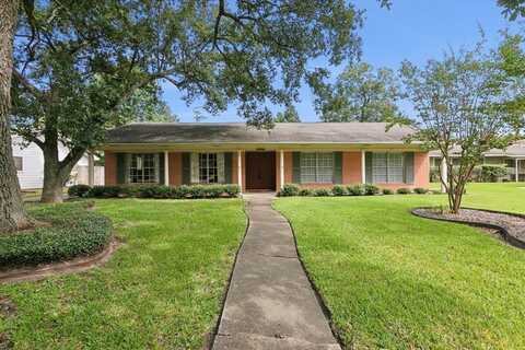 Honeysuckle, BEAUMONT, TX 77706