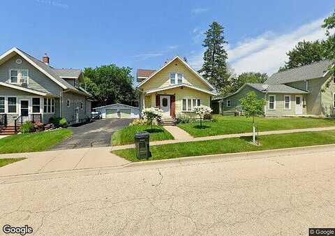 Maple, HORICON, WI 53032