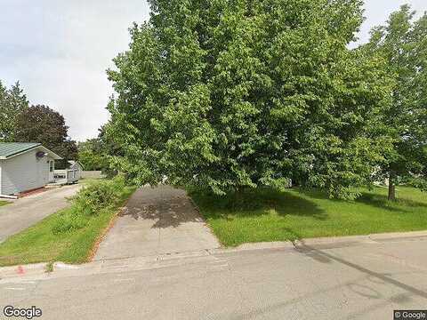 May, PLATTEVILLE, WI 53818