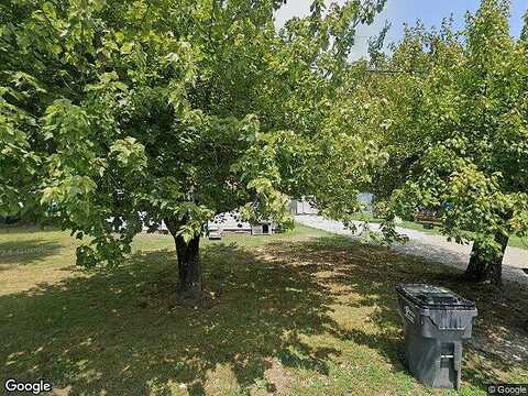 Amburn, ASHLAND, VA 23005