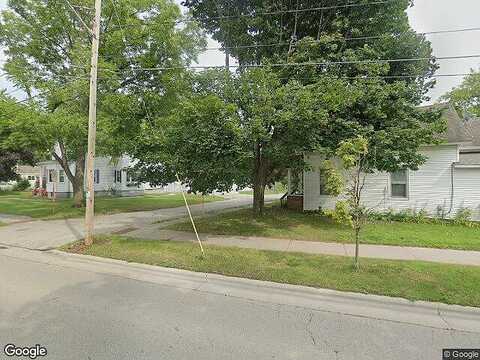 Hattie, MARINETTE, WI 54143