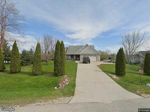 Hazel, SAINT CLOUD, WI 53079