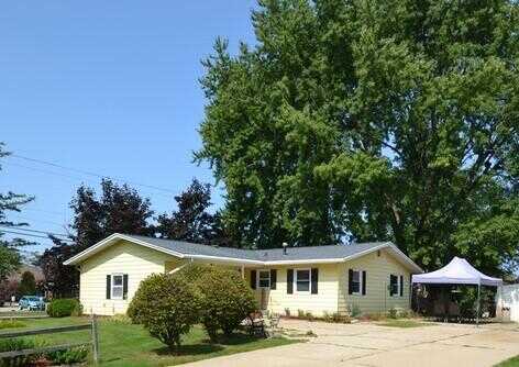 Mayer, MAYVILLE, WI 53050