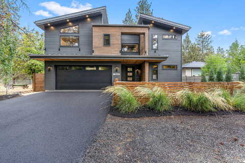 Cedarwood, BEND, OR 97702