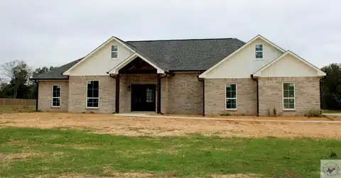 Kentucky, HOOKS, TX 75561
