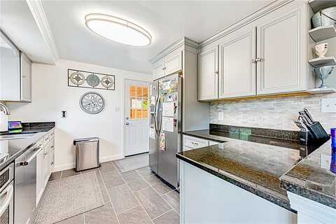 Hi Ridge, IRWIN, PA 15642