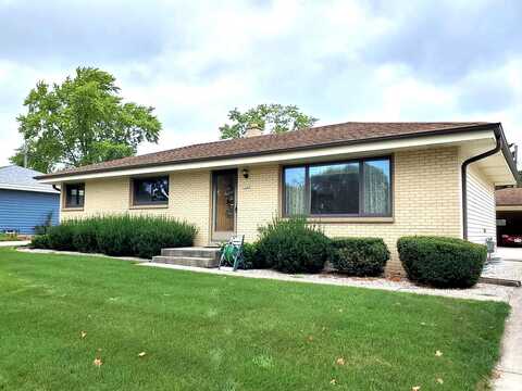 Parknoll, PORT WASHINGTON, WI 53074