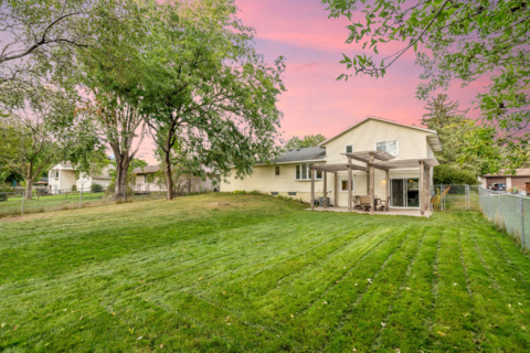 Hillside, COTTAGE GROVE, MN 55016