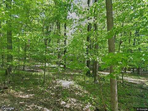 Bauers, WEST BEND, WI 53095