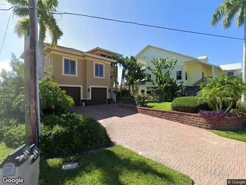 Dolphin, NAPLES, FL 34113